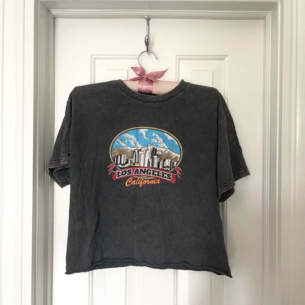 Brandy Melville cropped vintage wash Los Angeles graphic tee